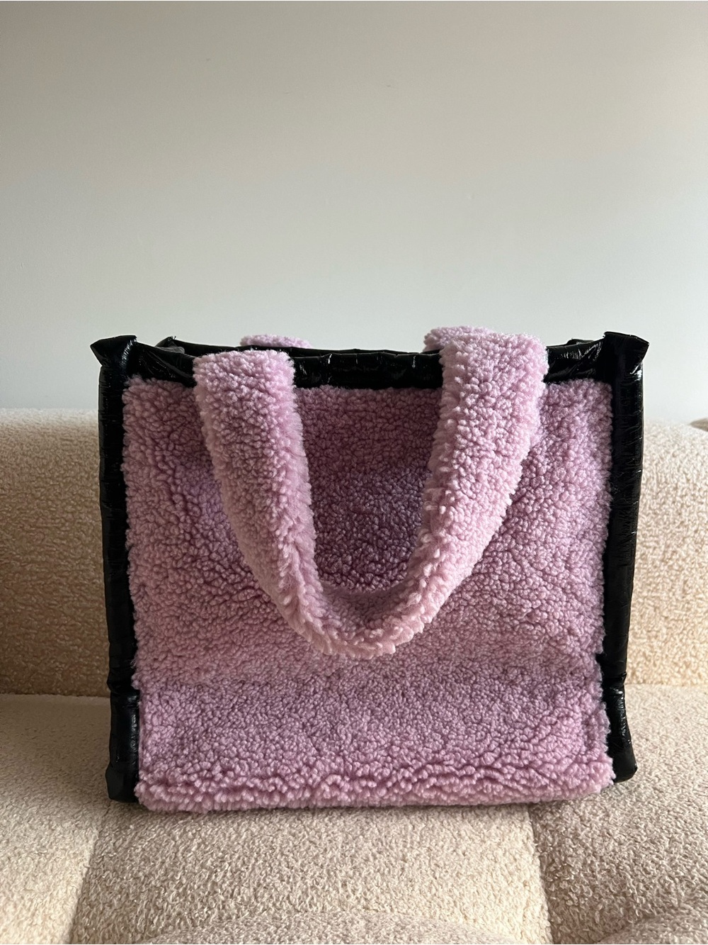 Stand Studio Faux Shearling Tote Bag in Lavender